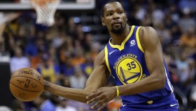 火箭队备战季前赛，乌度卡教练调配3套阵容迎战，全胜前路或许可期